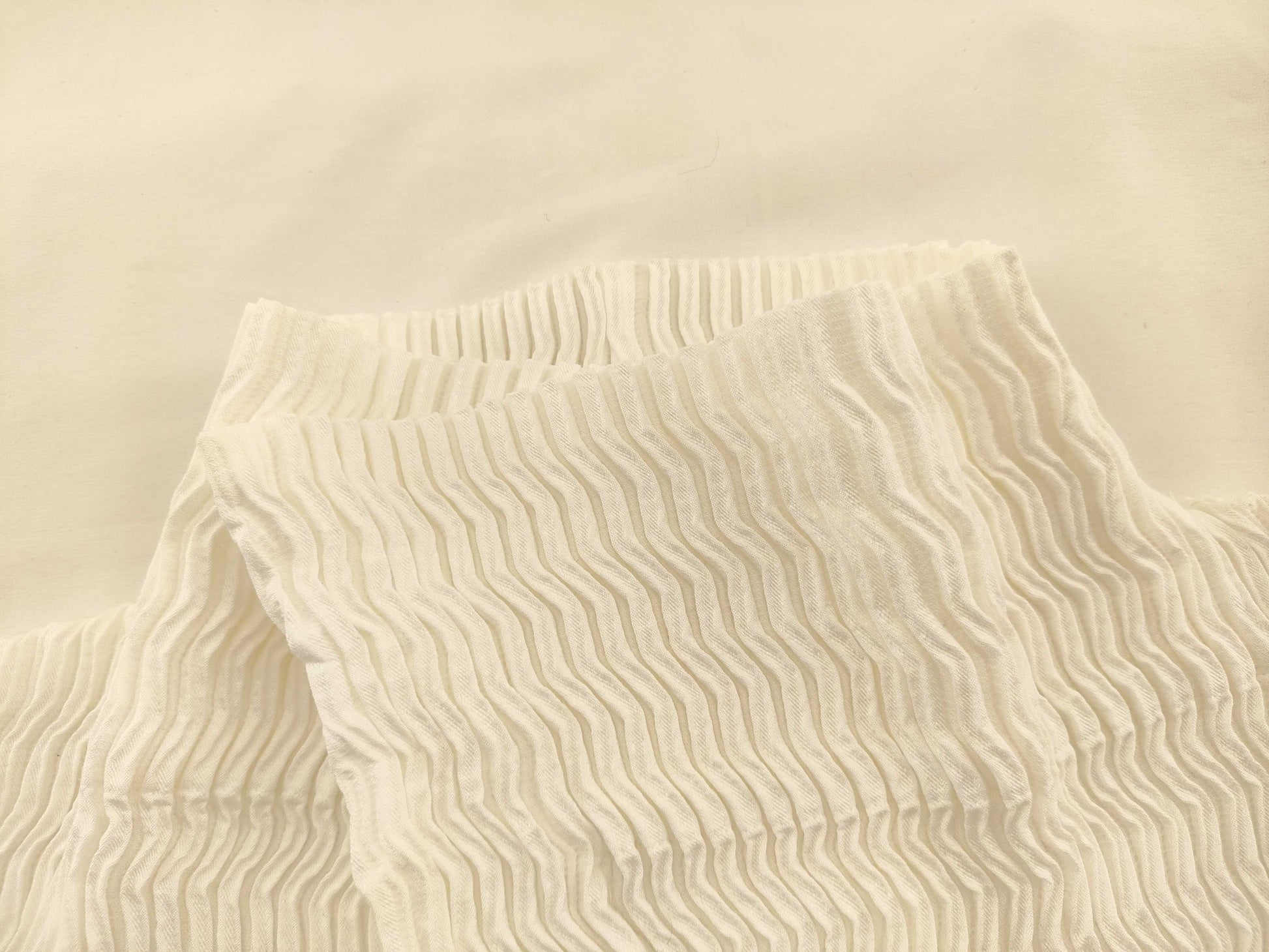 ISSEY MIYAKE Pleated Cardigan White Cardigan