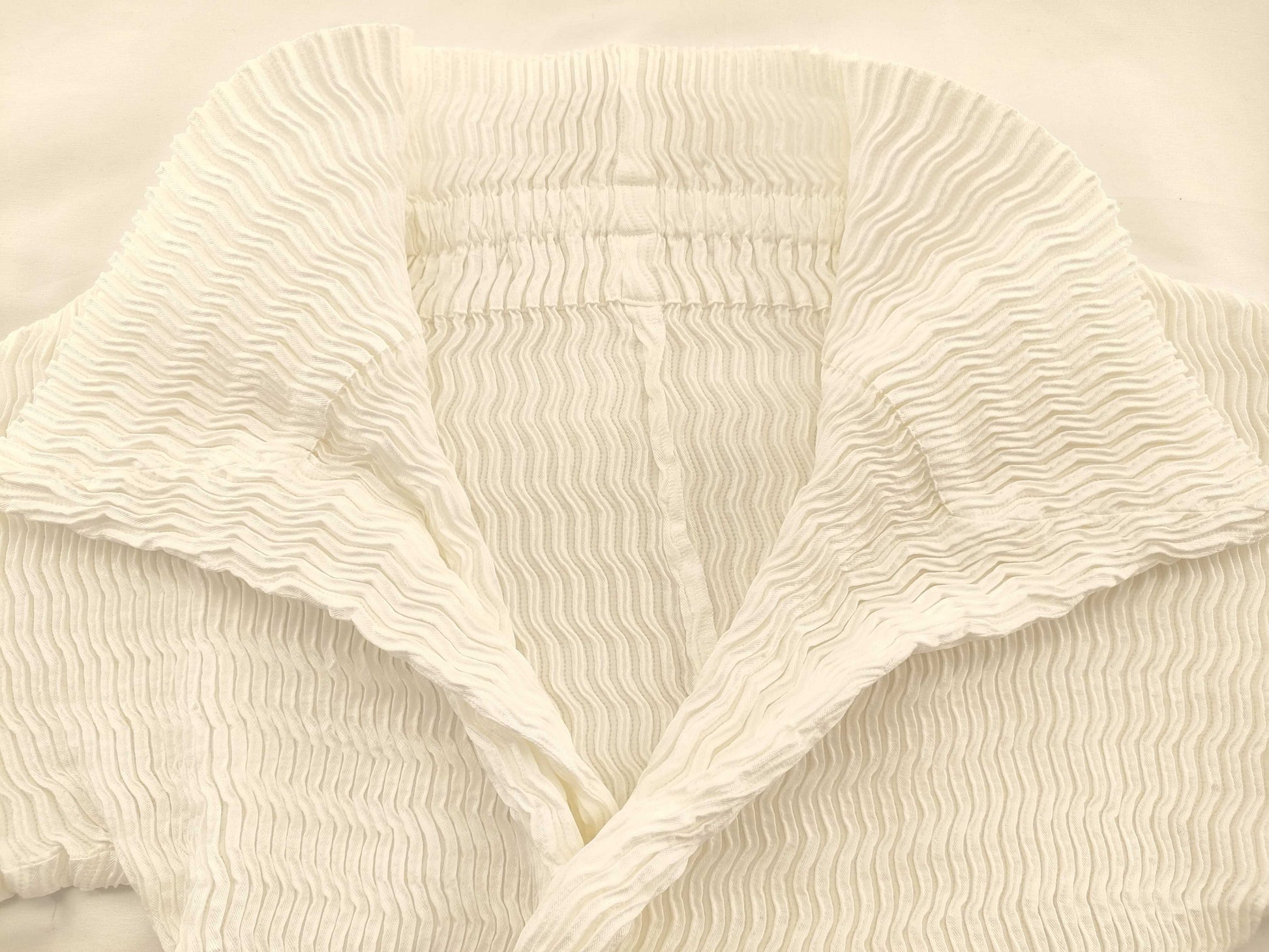ISSEY MIYAKE Pleated Cardigan White Cardigan
