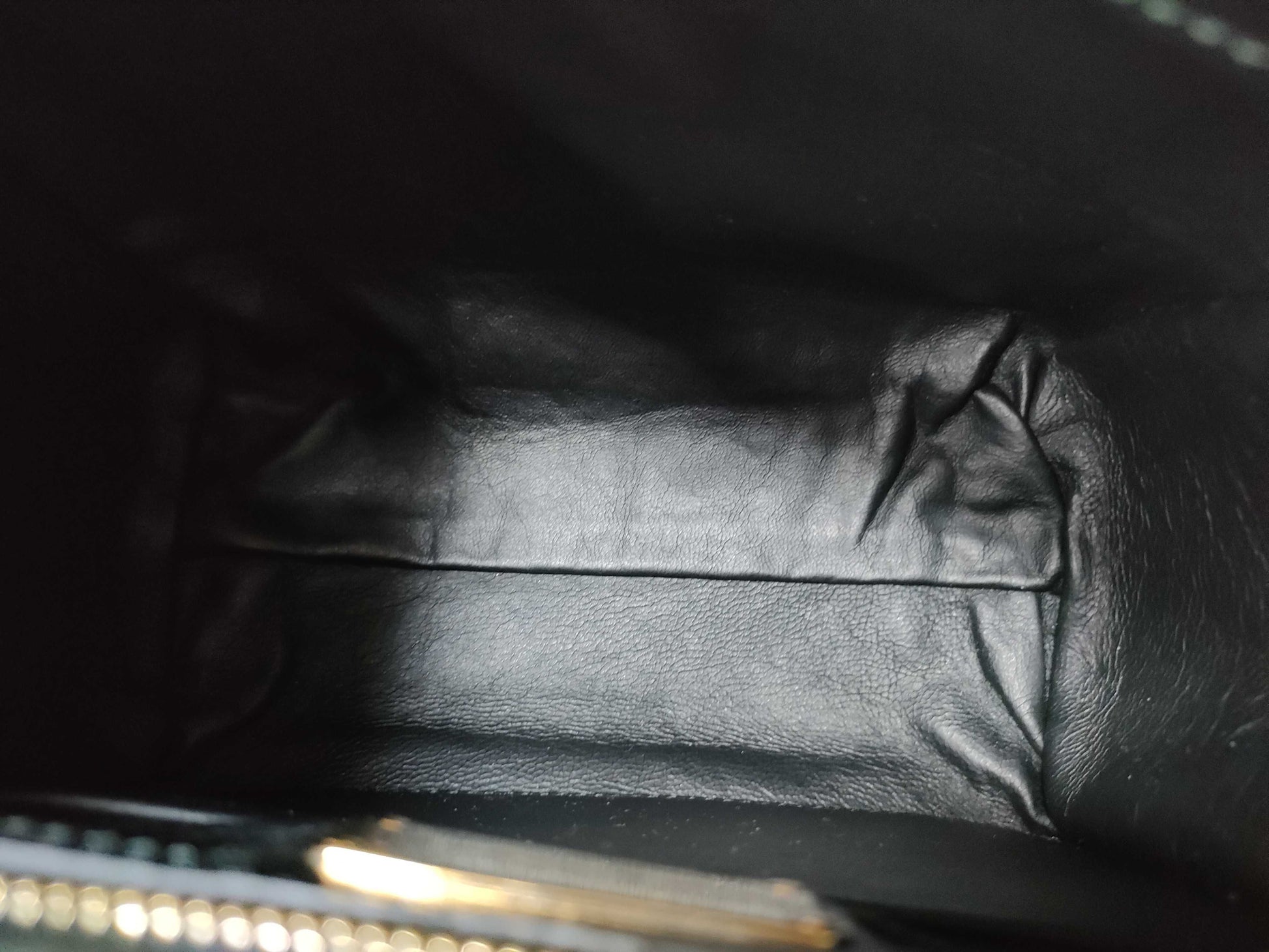 Salvatore Ferragamo Vara Chain Shoulder Bag