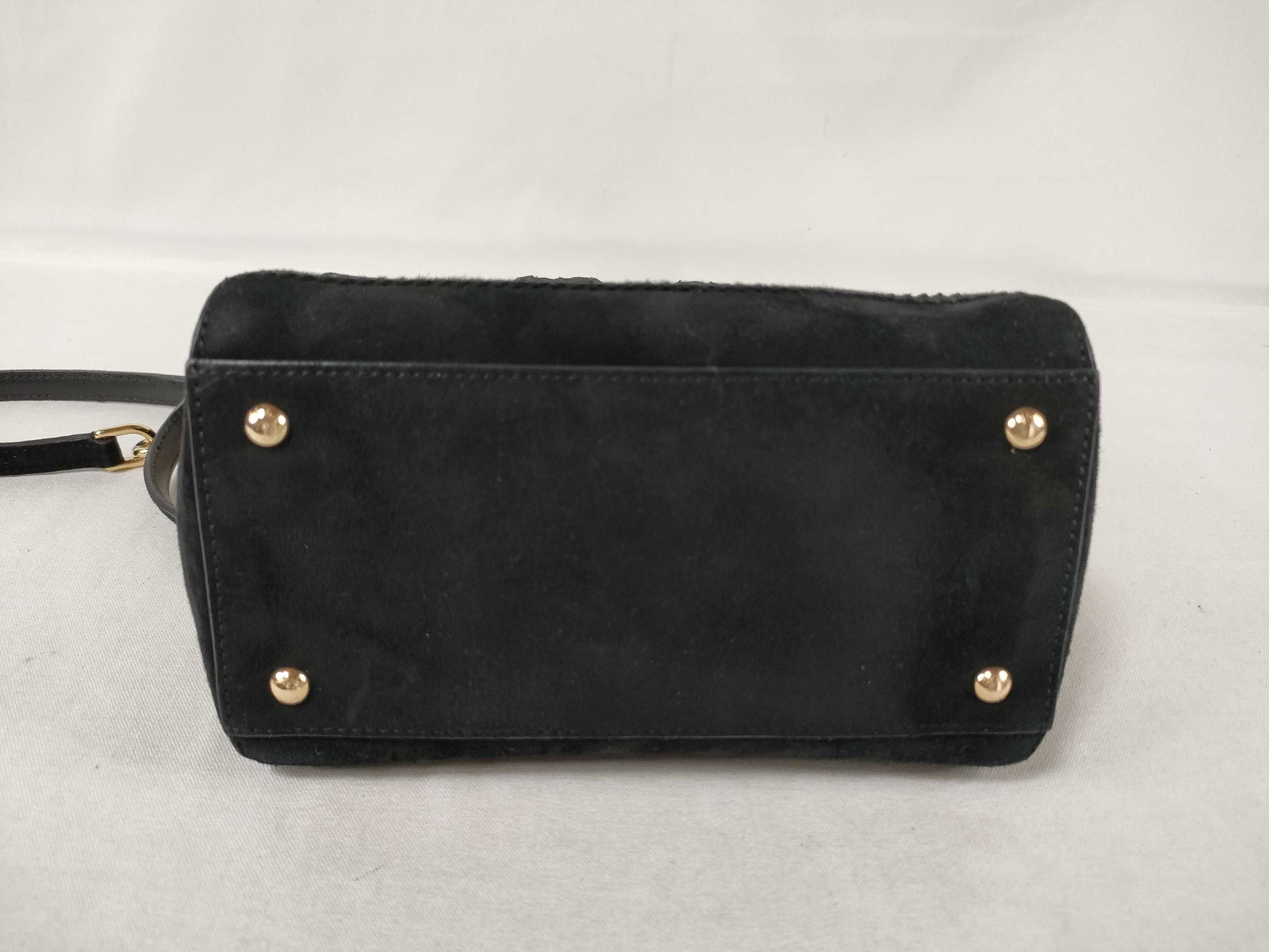 Salvatore Ferragamo Vara Chain Shoulder Bag