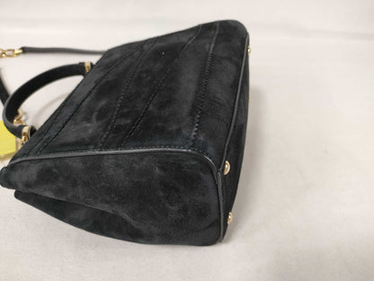 Salvatore Ferragamo Vara Chain Shoulder Bag