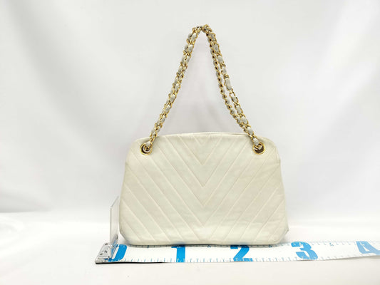 CHANEL Lambskin Chain Shoulder Bag