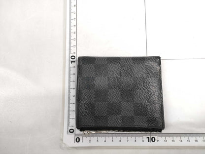 LOUIS VUITTON Damier Graphite Compact Wallet