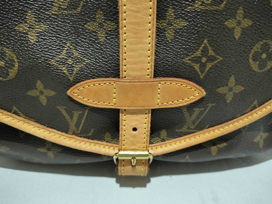 LOUIS VUITTON Monogram M40710 Saumur MM Shoulder Bag