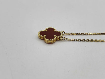 Van Cleef & Arpels Vintage Alhambra Carnelian Necklace in Yellow Gold and Au750, 5.1g 