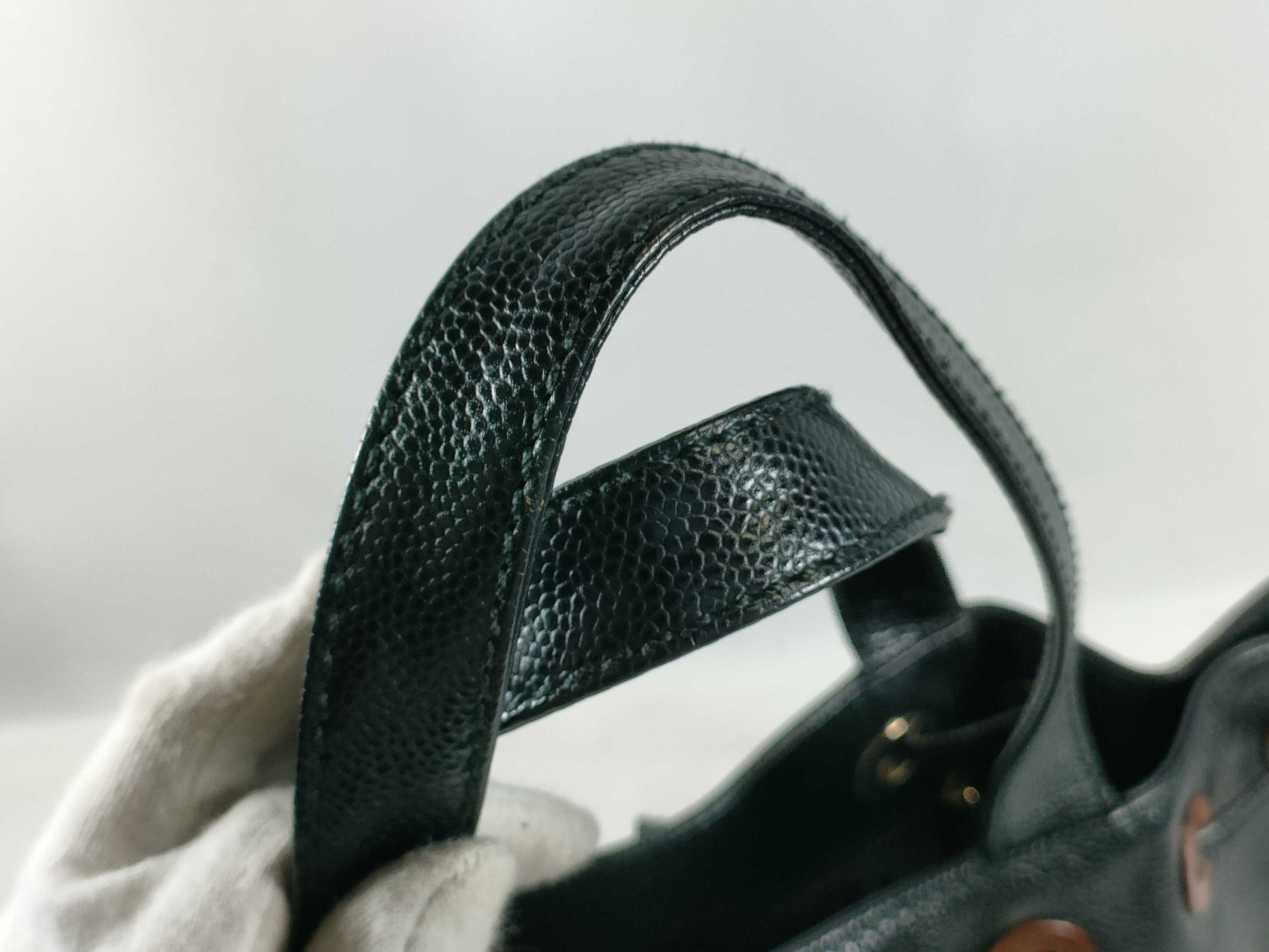 CHANEL Caviar Skin Coco Mark Handbag