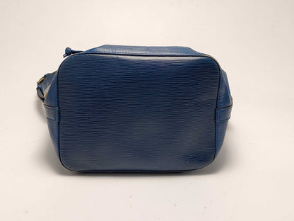 LOUIS VUITTON Epi Petit Noe Shoulder Bag