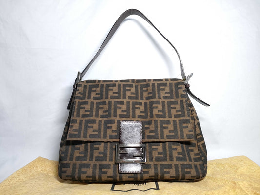 FENDI Zucca pattern Mamma hardware one-shoulder bag shoulder bag