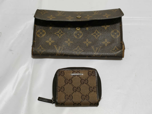 LOUIS VUITTON Monogram Folding Wallet