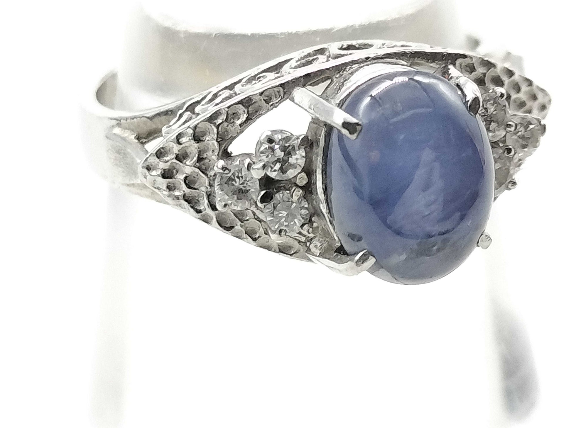 Star Sapphire and Diamond PT850 Ring, 5.6g 