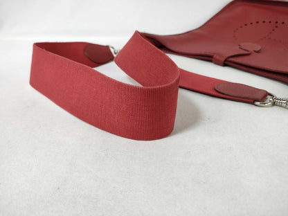 HERMES Evelyn Evelyn 1/G Stamp/Red Shoulder Bag
