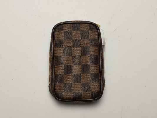 LOUIS VUITTON Damier Etui Okapi PM Pouch