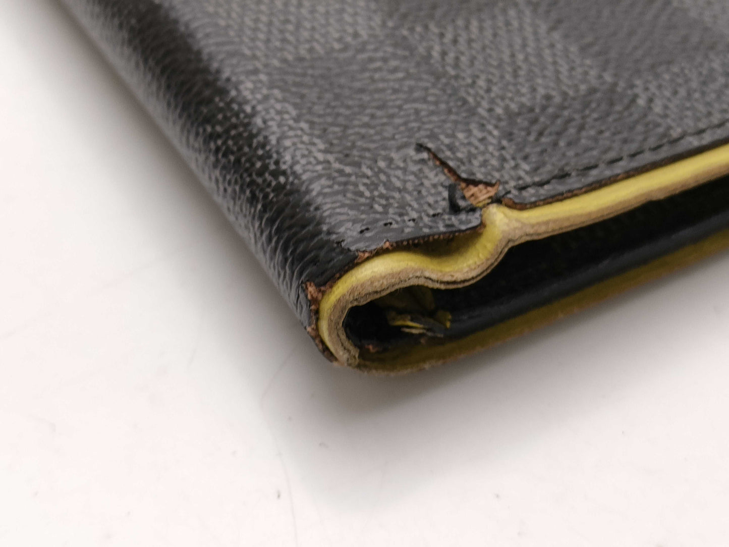 LOUIS VUITTON Monogram Damier Wallet 