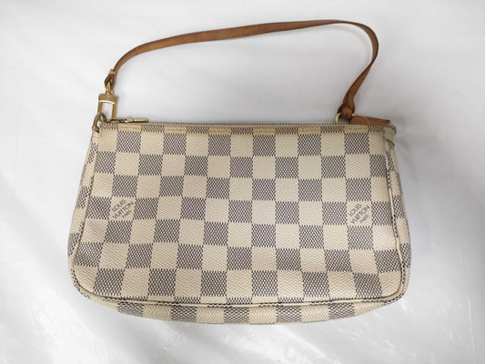 LOUIS VUITTON Damier Azur Accessory Pouch
