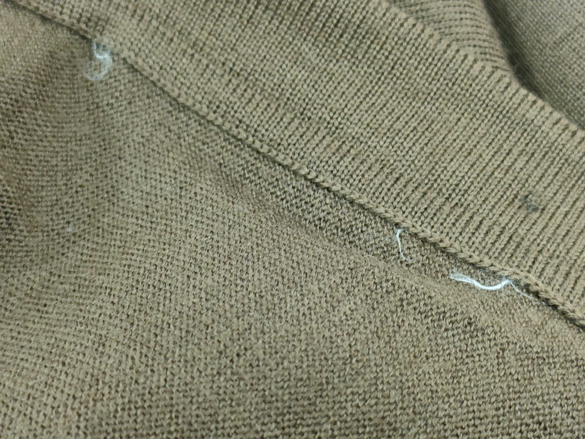 GUCCI Knit Cardigan x Silk with Stain