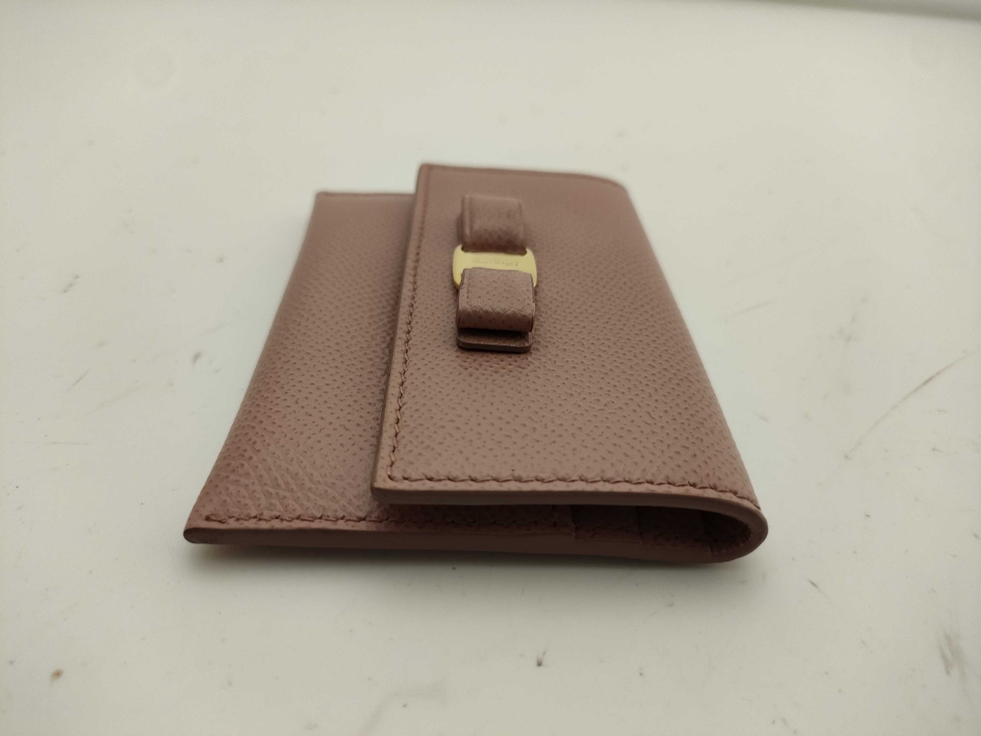 Salvatore Ferragamo Vara Card Case, Pink. Card Case, Pass Case, Business Card Case.
