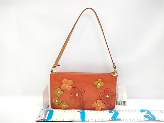 LOUIS VUITTON Vernis Flower Lexington Pouch