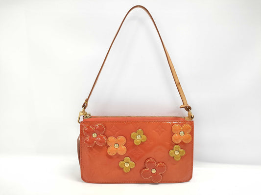 LOUIS VUITTON Vernis Flower Lexington Pouch