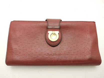 Salvatore Ferragamo Gancini Long Wallet/Red/Center Clasp Wallet