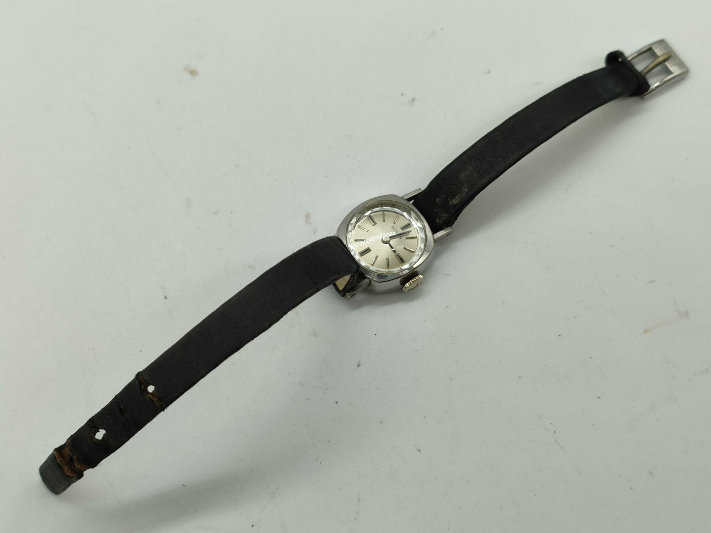 Buren Hand-Wound Women's Watch