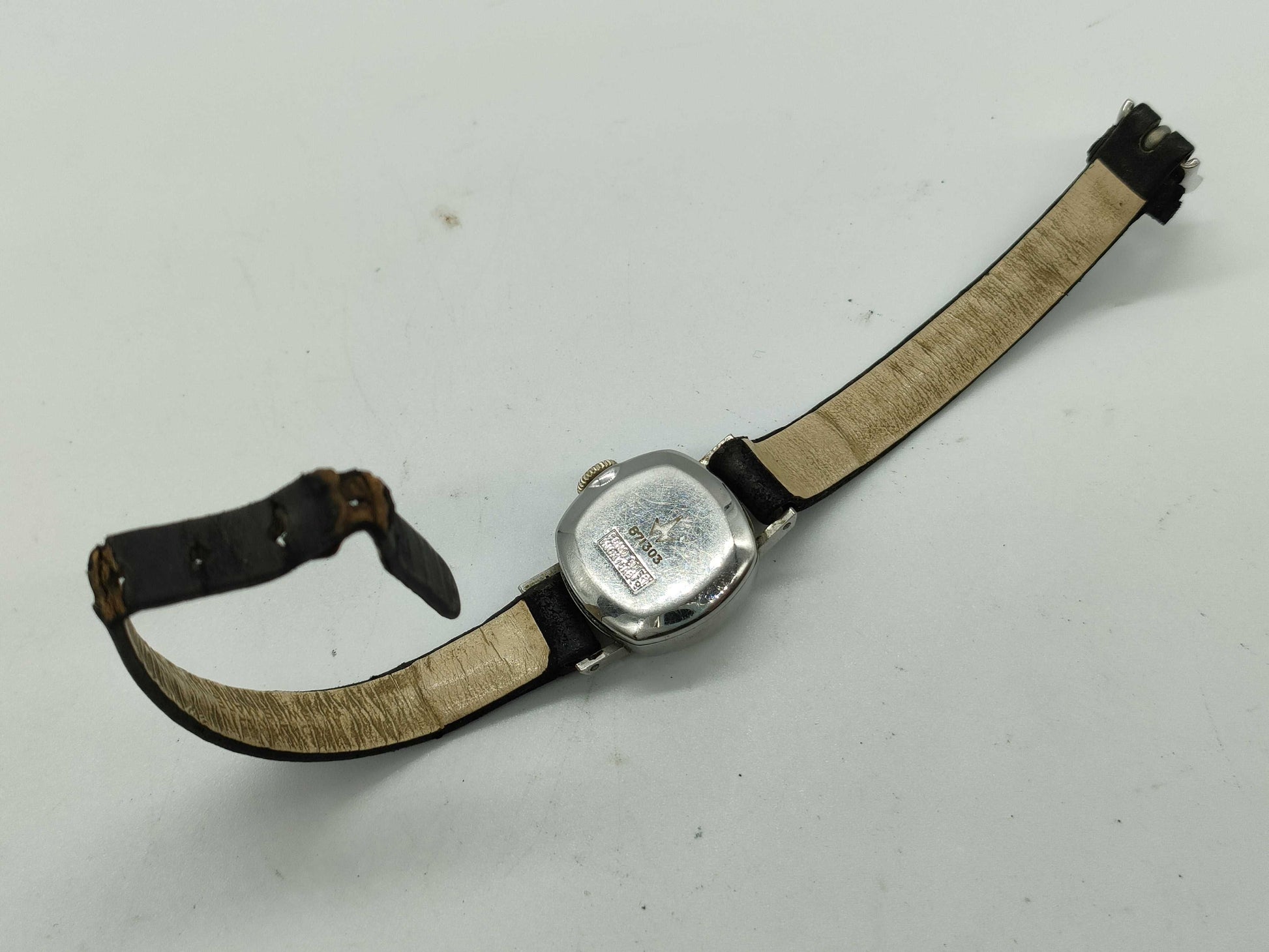 Buren Hand-Wound Women's Watch