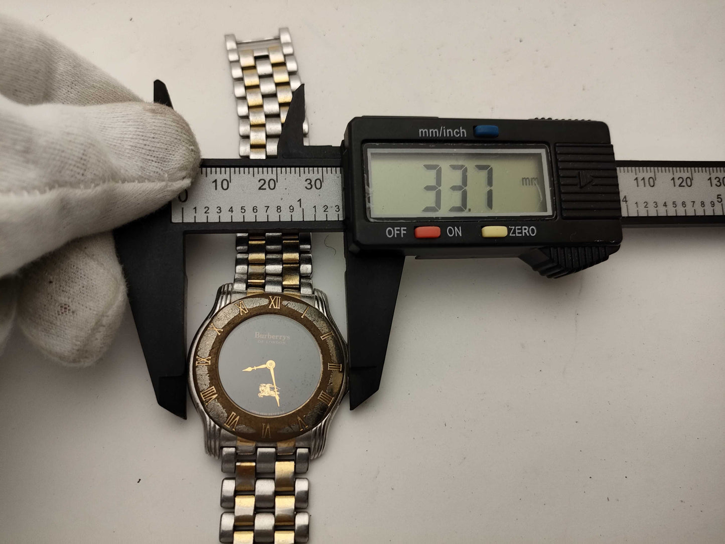 BURBERRY GN-7W-U Women's Watch, Unused, Boys' Watch