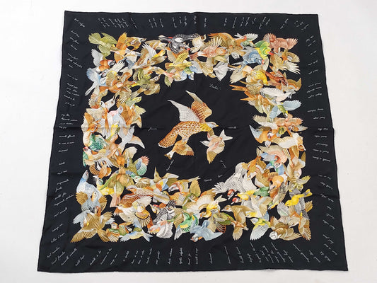 HERMES Carre 90 Lintrust Scarf