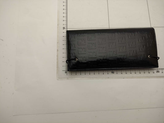 FENDI enamel long wallet
