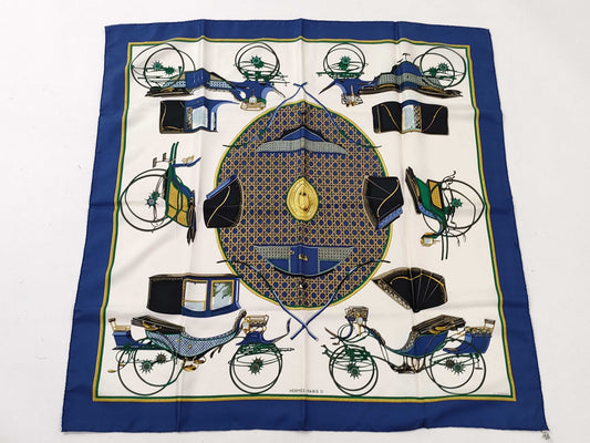 HERMES Carré LES VOITURES A TRANSFORMATION Scarf