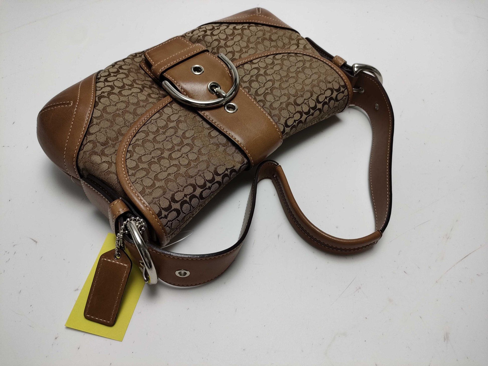 COACH Mini Signature One-Shoulder 6818 Shoulder Bag