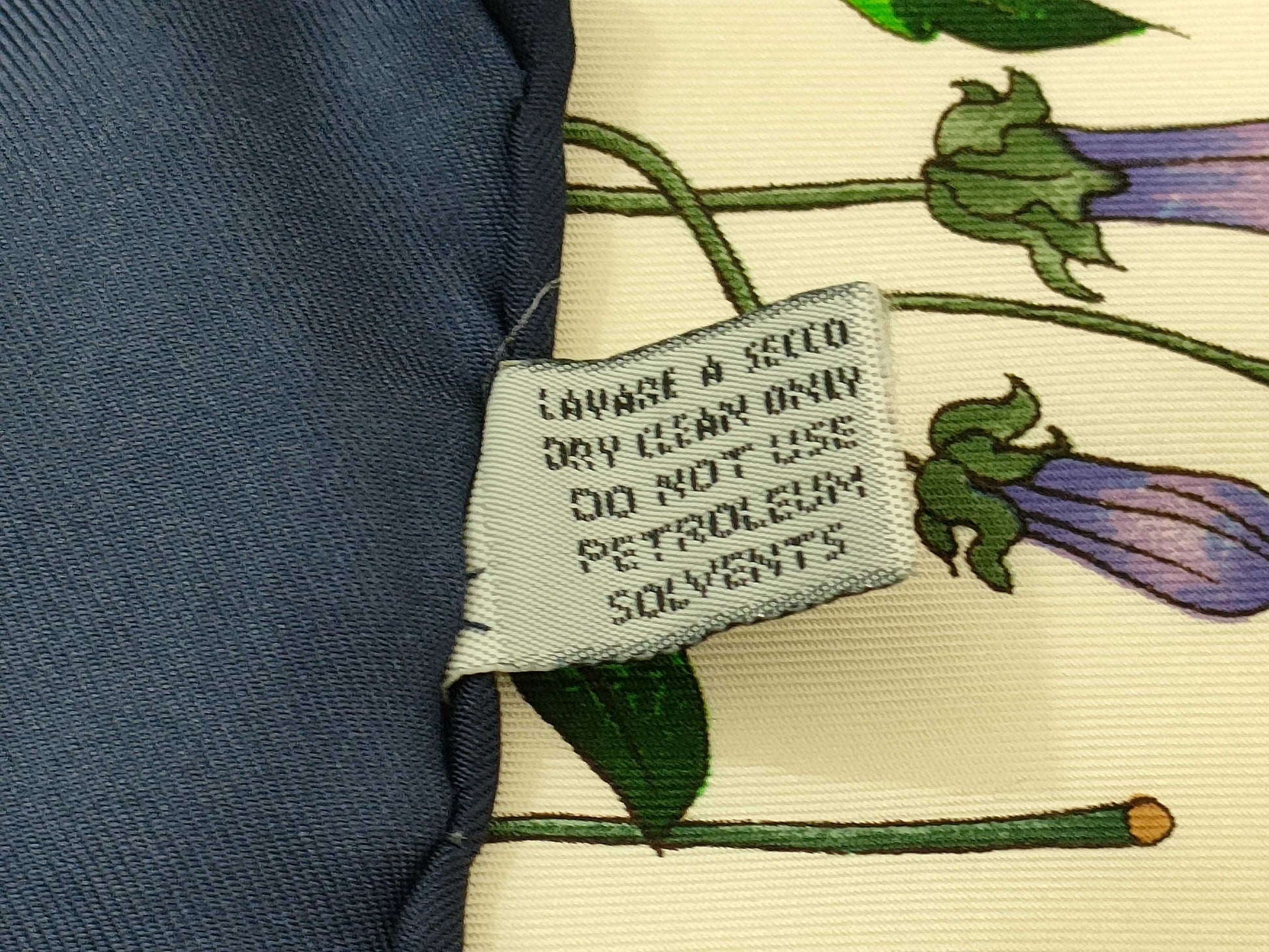 GUCCI Silk Scarf Floral Print Scarf
