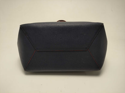 LOUIS VUITTON Lock Me Cover Tote Bag