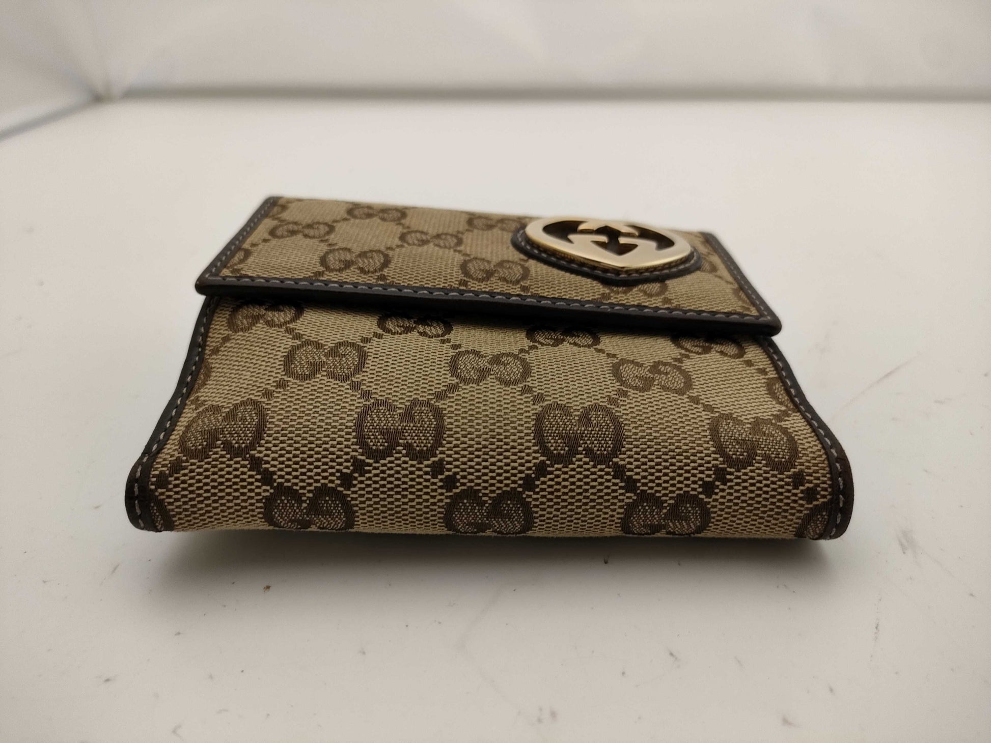 GUCCI GG Canvas Lovely Heart Compact Wallet