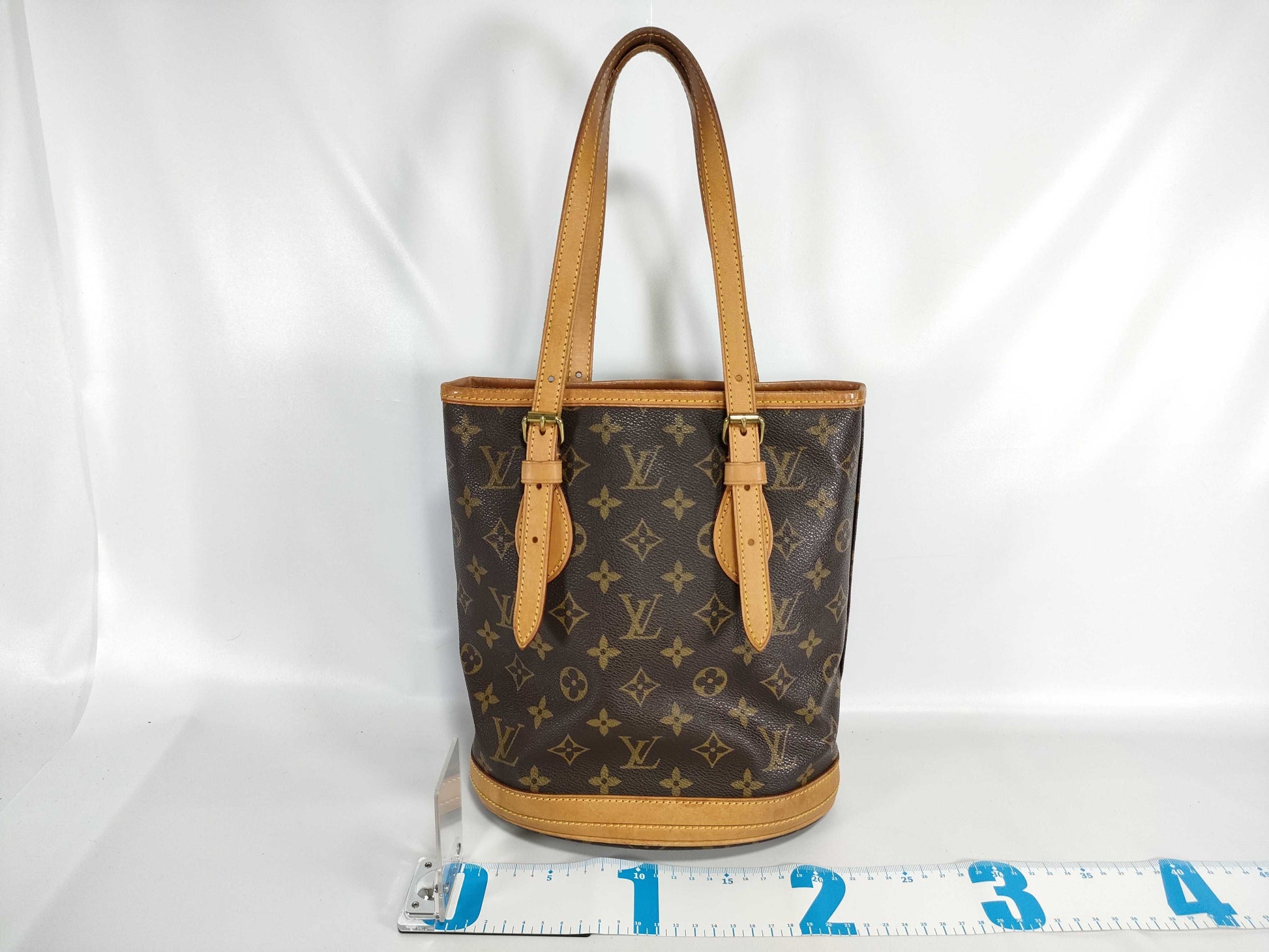 LOUIS VUITTON Monogram M42238 Petit Bucket Shoulder Bag