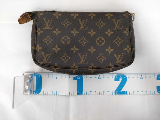 LOUIS VUITTON Monogram M40712 Pochette Accessoires Bag