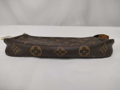 LOUIS VUITTON Monogram M40712 Pochette Accessoires Bag