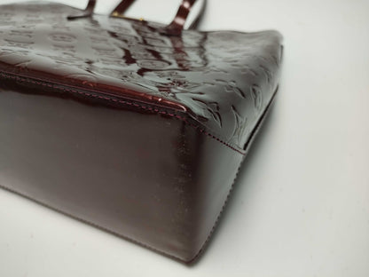 LOUIS VUITTON Vernis Wilshire MM Tote Bag