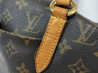 LOUIS VUITTON Monogram M56689 Totally MM Tote Bag
