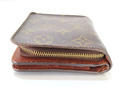 LOUIS VUITTON Monogram Compact Zip Wallet