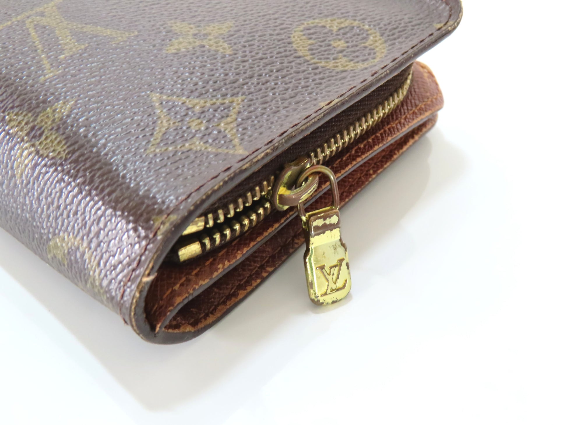 LOUIS VUITTON Monogram Compact Zip Wallet