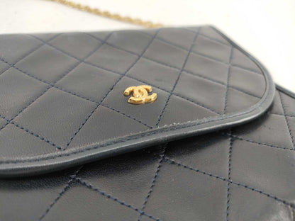 CHANEL Lambskin Chain Wallet Vintage Shoulder Bag 