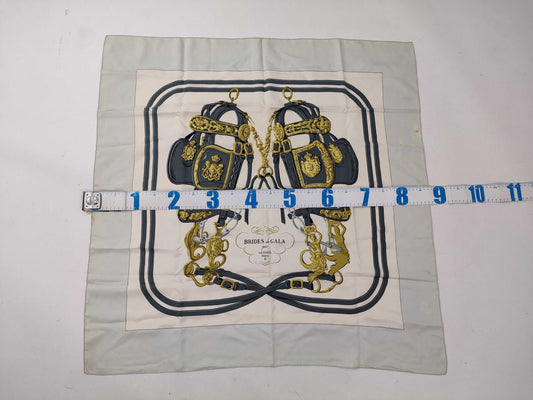 HERMES Carré 90 Brides de Gala Yellow Scarf