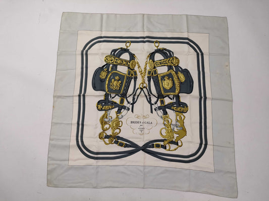 HERMES Carré 90 Brides de Gala Yellow Scarf