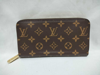 LOUIS VUITTON Monogram Zippy Wallet
