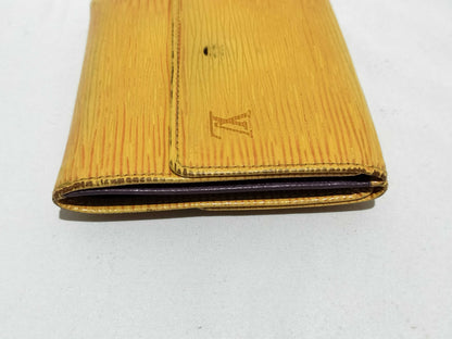 LOUIS VUITTON Epi Bifold Wallet