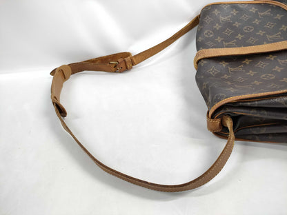 LOUIS VUITTON Monogram M42254 Saumur 35 Shoulder Bag