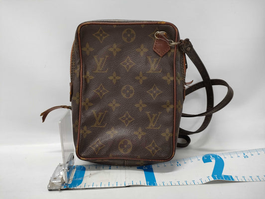LOUIS VUITTON Monogram Old Amazon Shoulder Bag