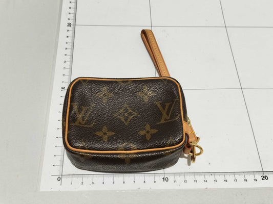 LOUIS VUITTON Monogram M58030 Truth Wapiti Other Accessories