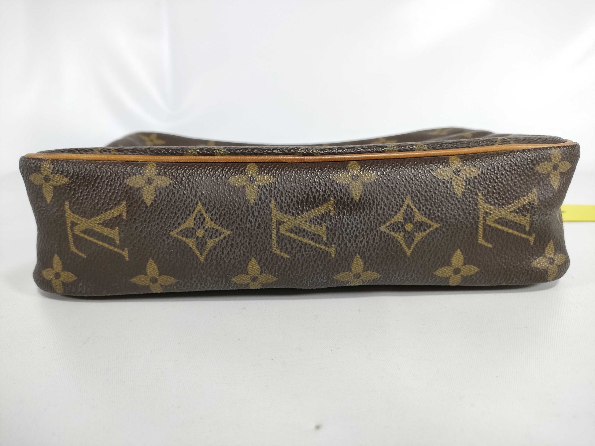 LOUIS VUITTON Monogram M51847 Compiègne 23 Second Bag