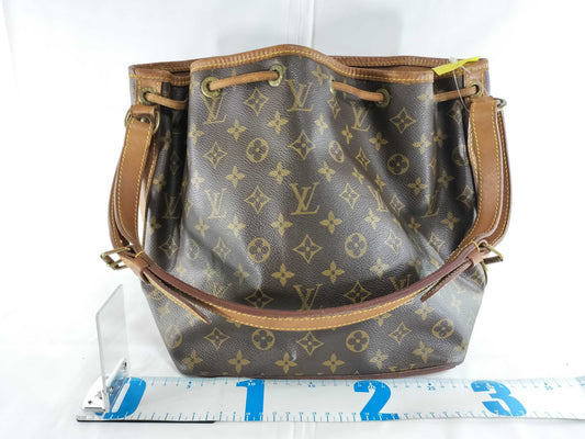 LOUIS VUITTON Monogram M42226 Petit Noe Shoulder Bag